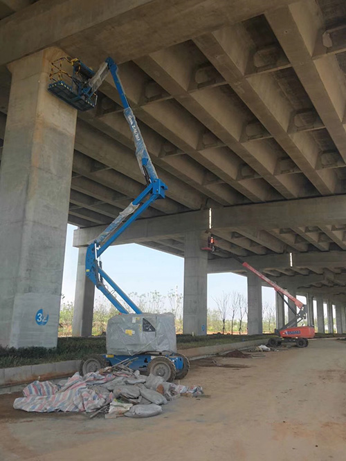 16米曲臂自行式高空作業(yè)車