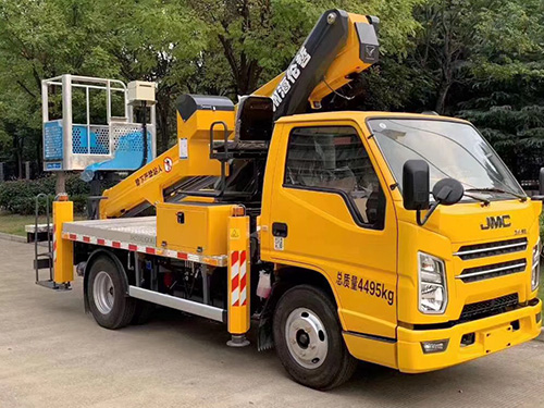 直臂高空作業(yè)車(chē)